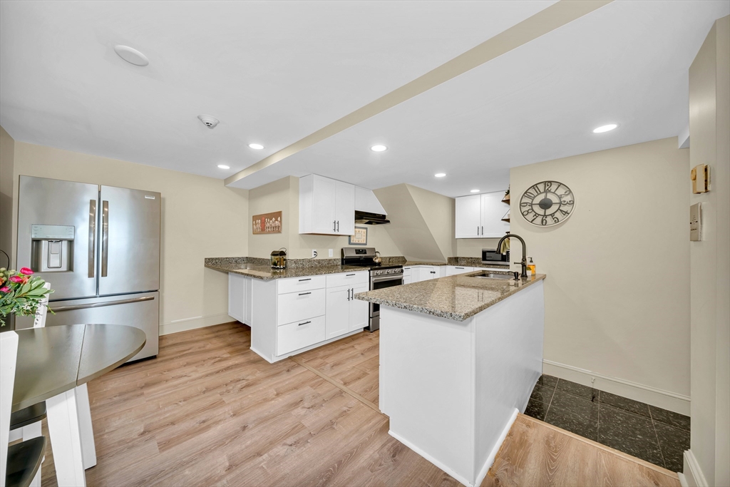 1401 Great Pond Rd 3