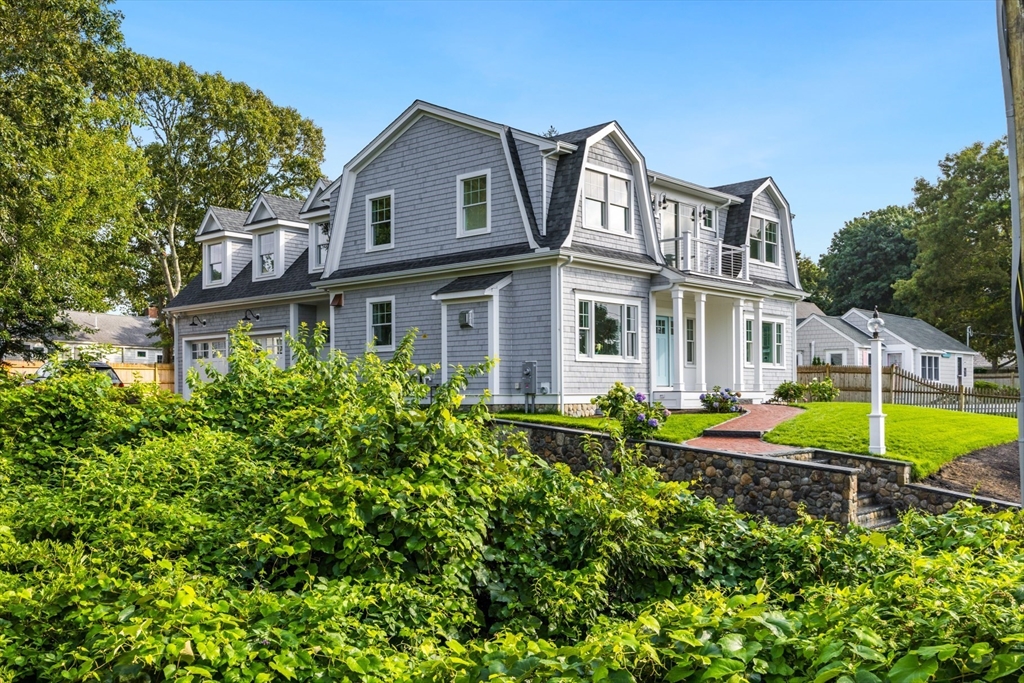 24 Valley Road