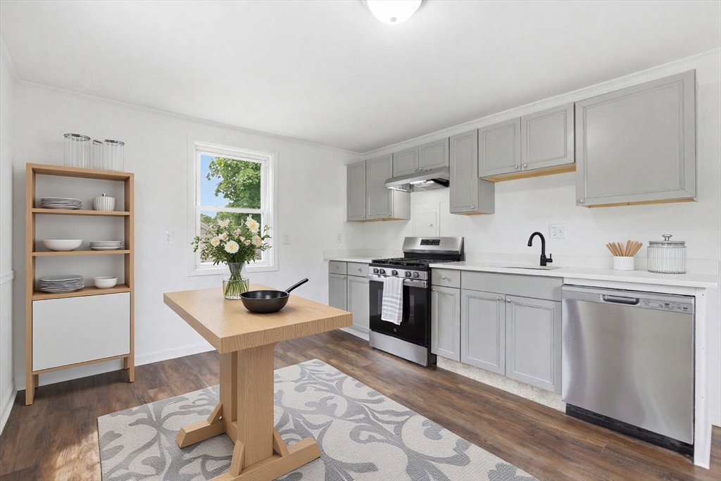 20 Hemenway Ct