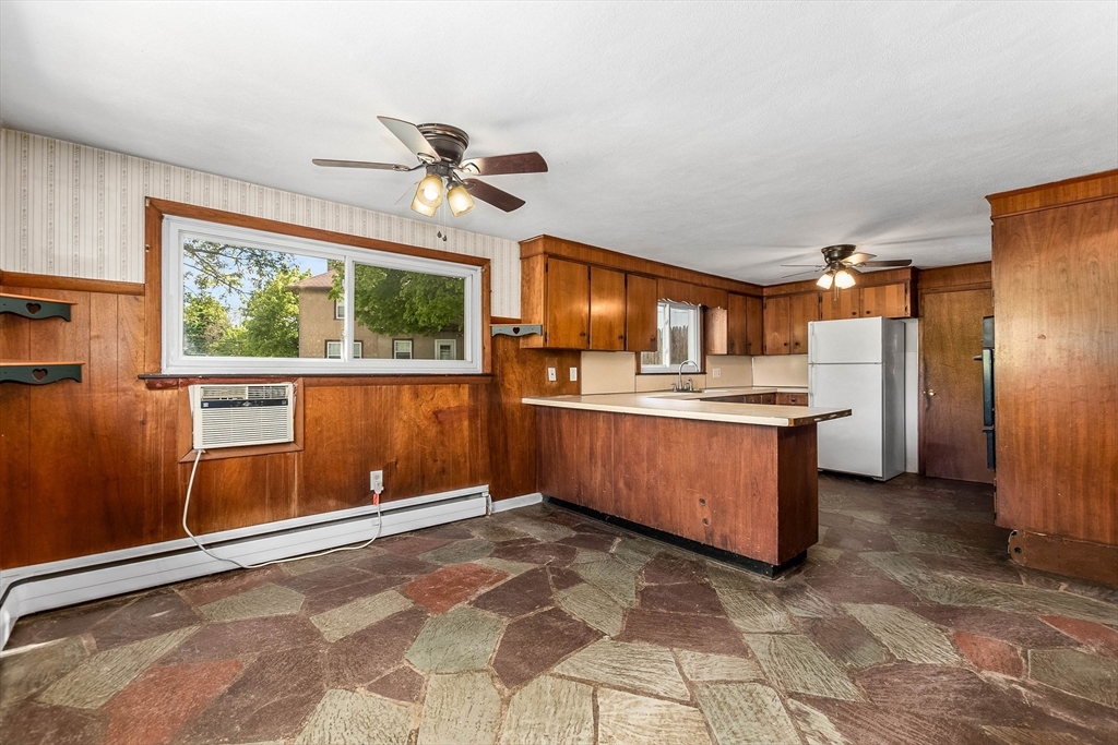 2 Greenbrook Rd, Boston, MA Photo #7