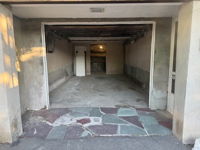 2 Greenbrook Rd, Boston, MA Photo #36