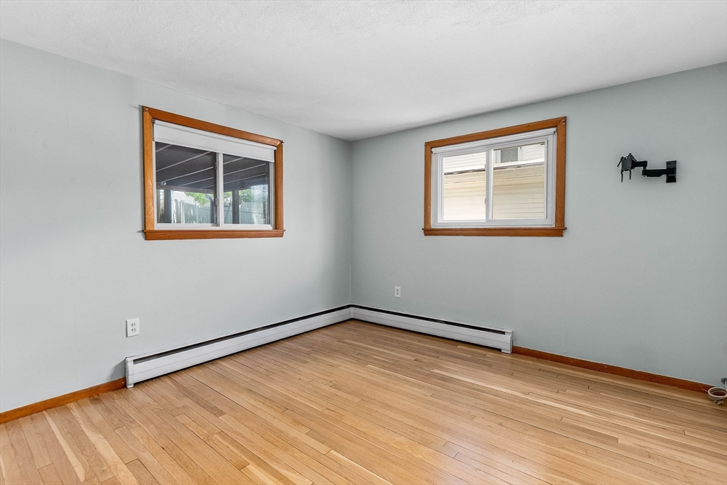 2 Greenbrook Rd, Boston, MA Photo #15