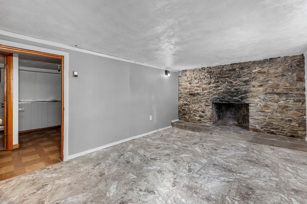 2 Greenbrook Rd, Boston, MA Photo #24