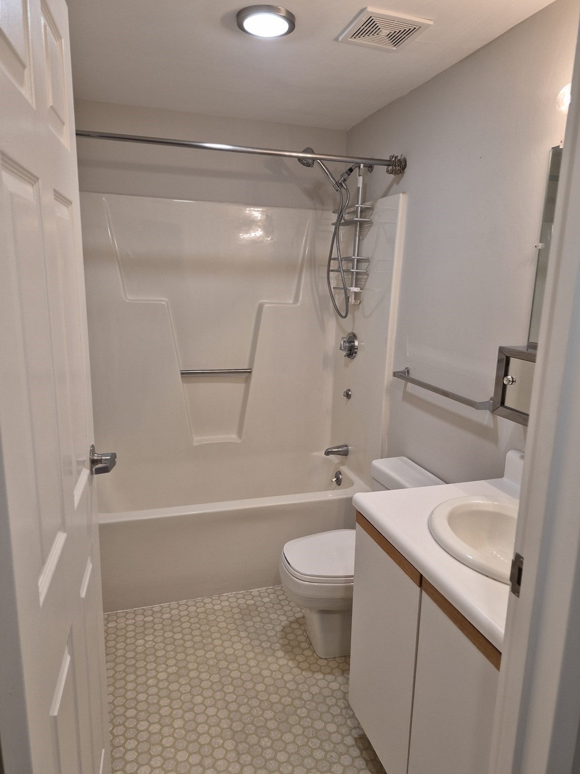 1 Watermill Place #108, Arlington, MA, 1 Watermill Place #108, Arlington, MA Photo #5