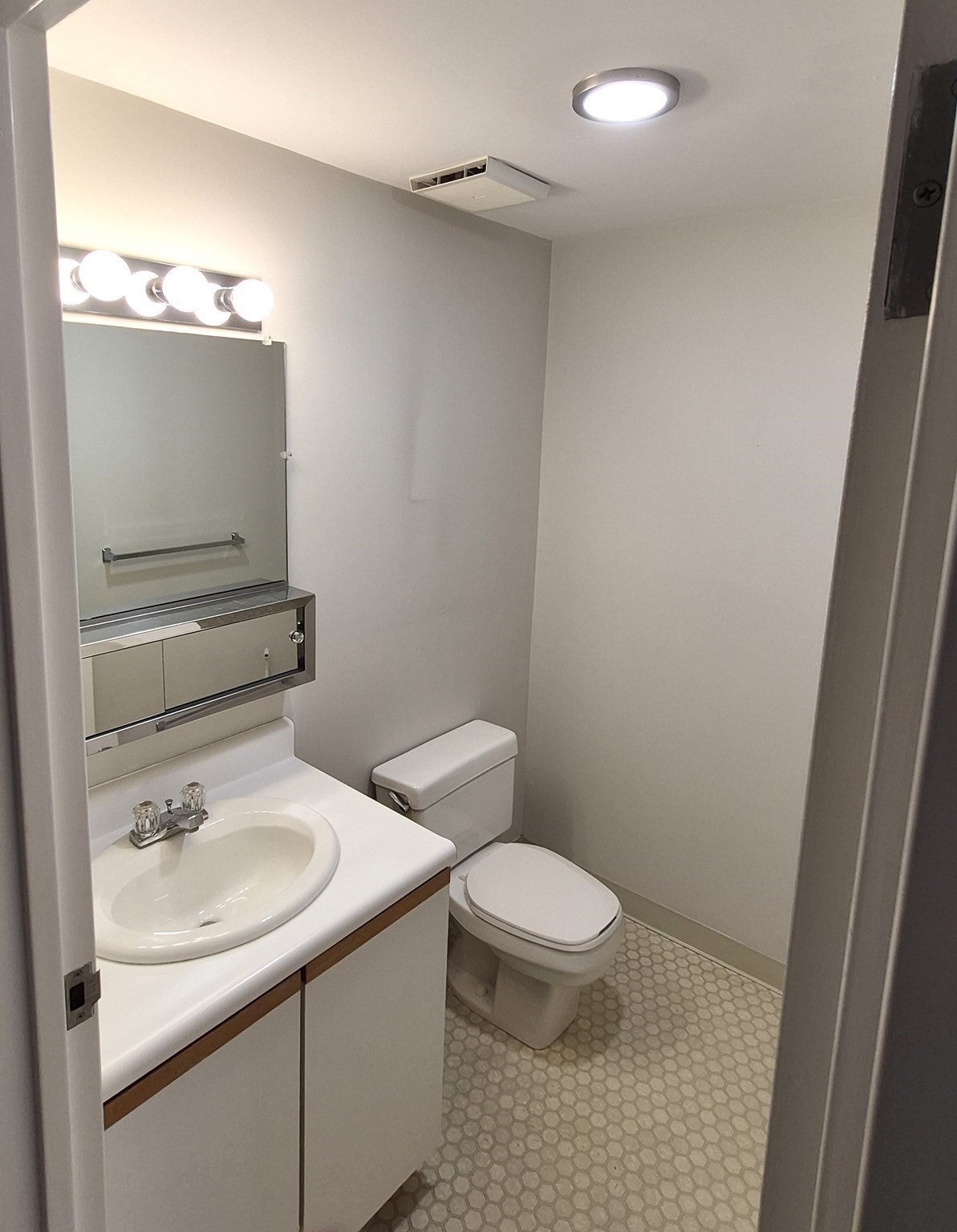 1 Watermill Place #108, Arlington, MA, 1 Watermill Place #108, Arlington, MA Photo #6