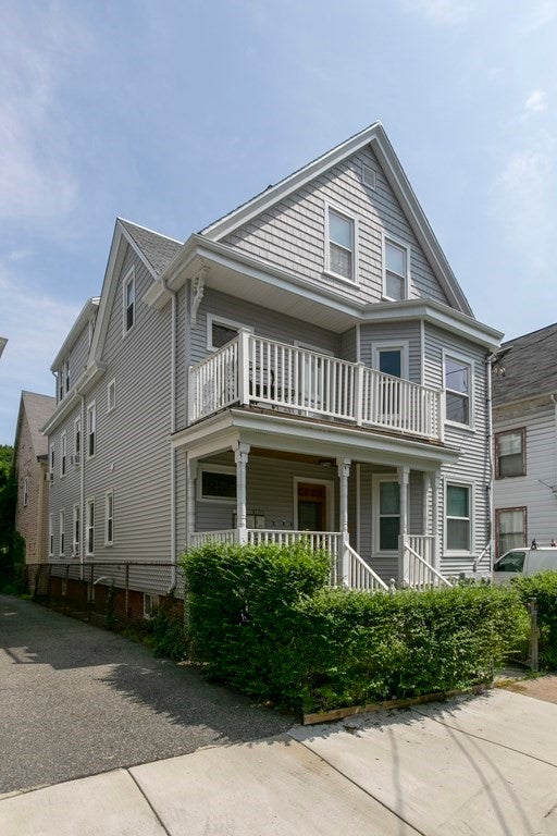 67 Avon St #3, Somerville, MA Photo #6