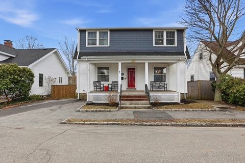 Photo of 7 Sapphire Ave, Marblehead, MA 01945 (MLS # 73492517)