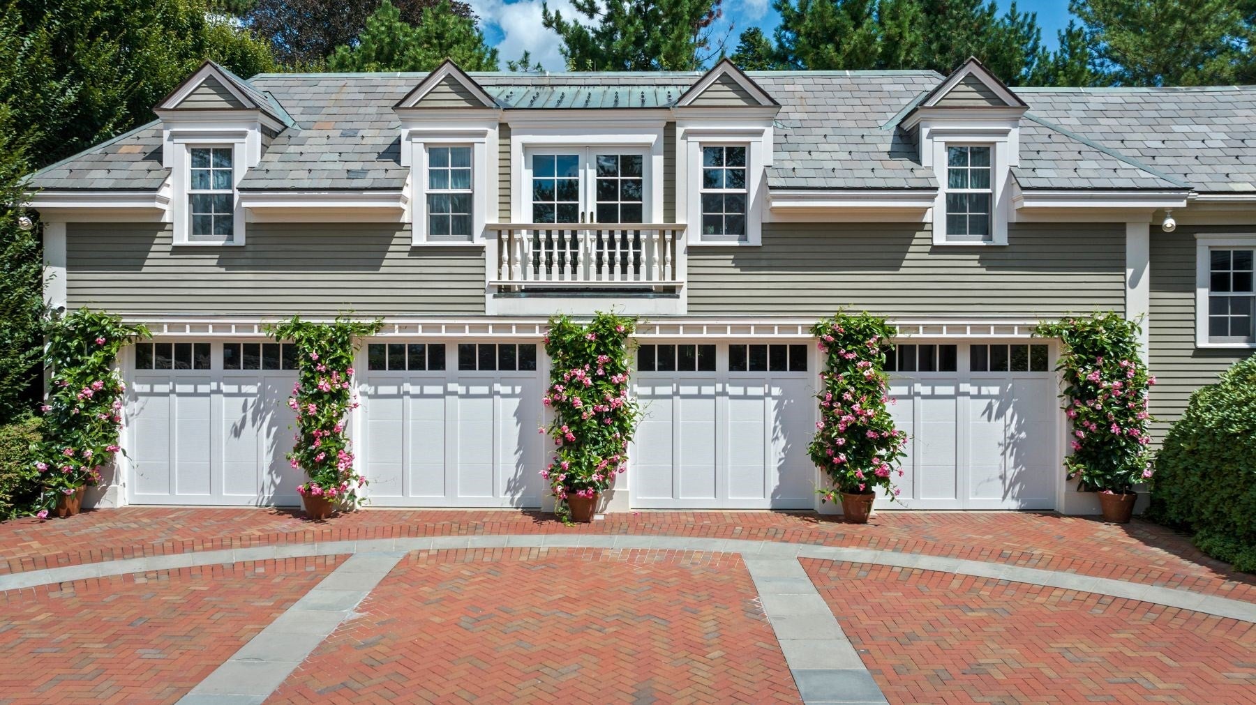 17 Crowninshield Road