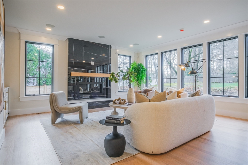 6 Newbury Park