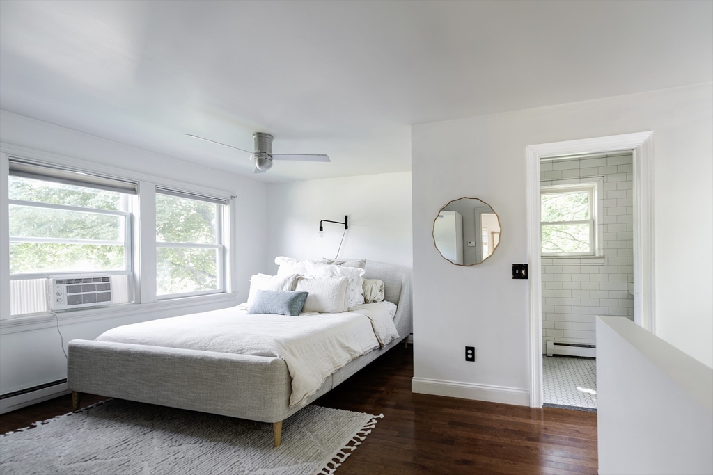 127R Leonard St, Gloucester, MA Photo #15