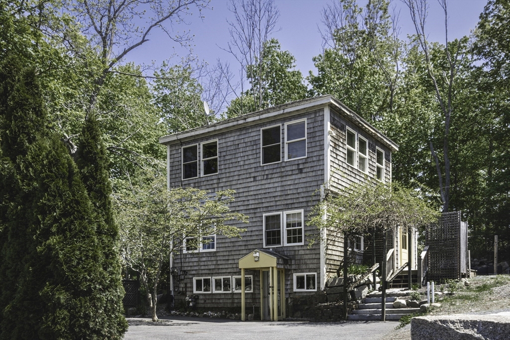 127R Leonard St, Gloucester, MA Photo #1