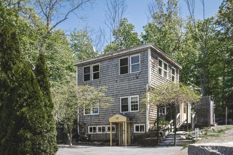 Photo of 127R Leonard St, Gloucester, MA 01930 (MLS # 73555428)
