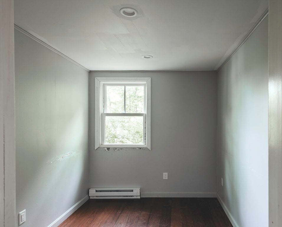 127R Leonard St, Gloucester, MA Photo #13
