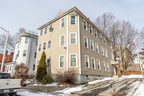 6 Lund St Worcester MA 01607