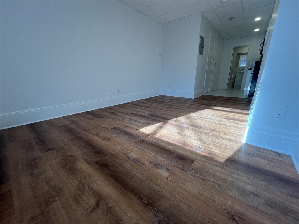 505 Beacon Street 02