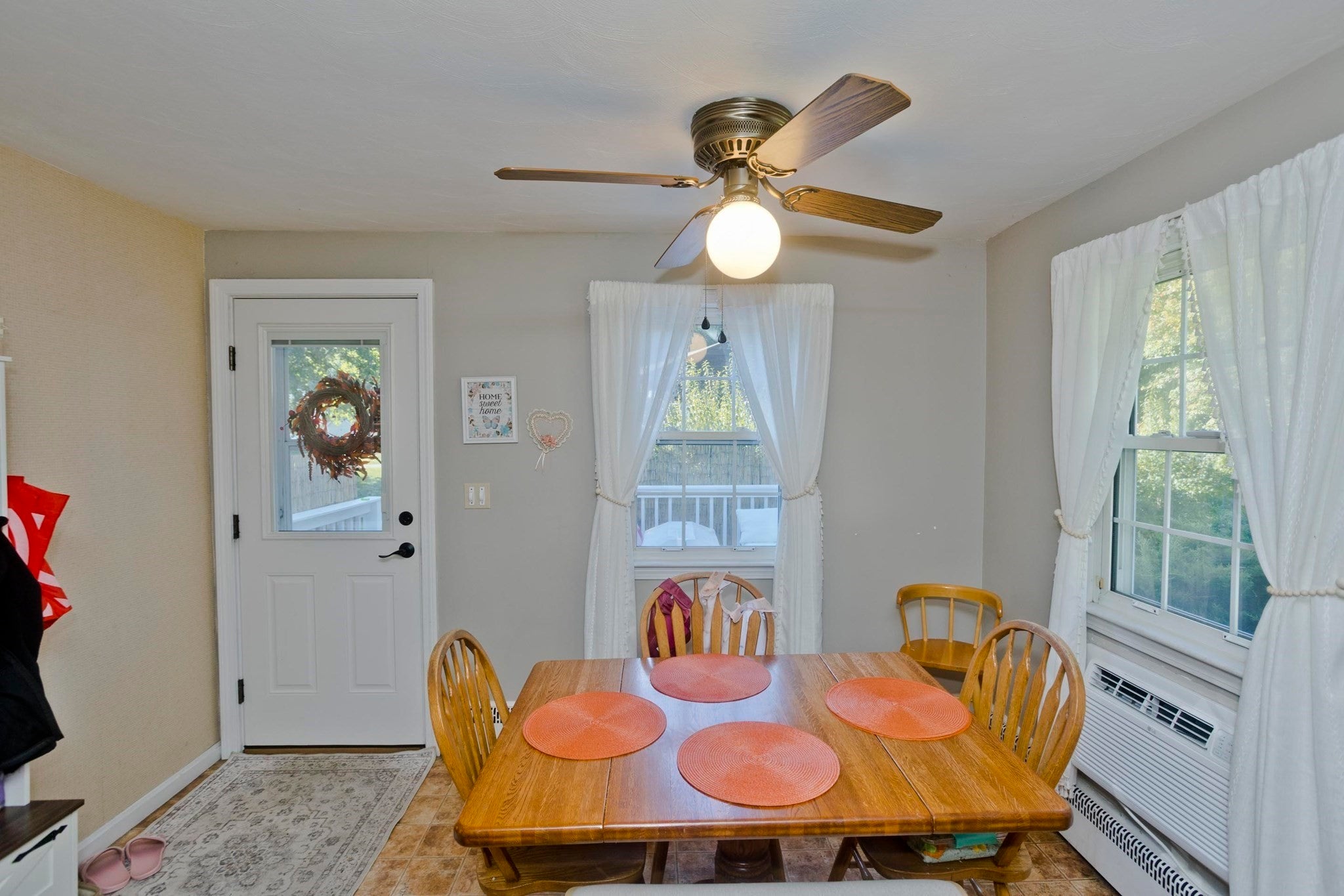 119 Florida Dr, Agawam, MA Photo #9
