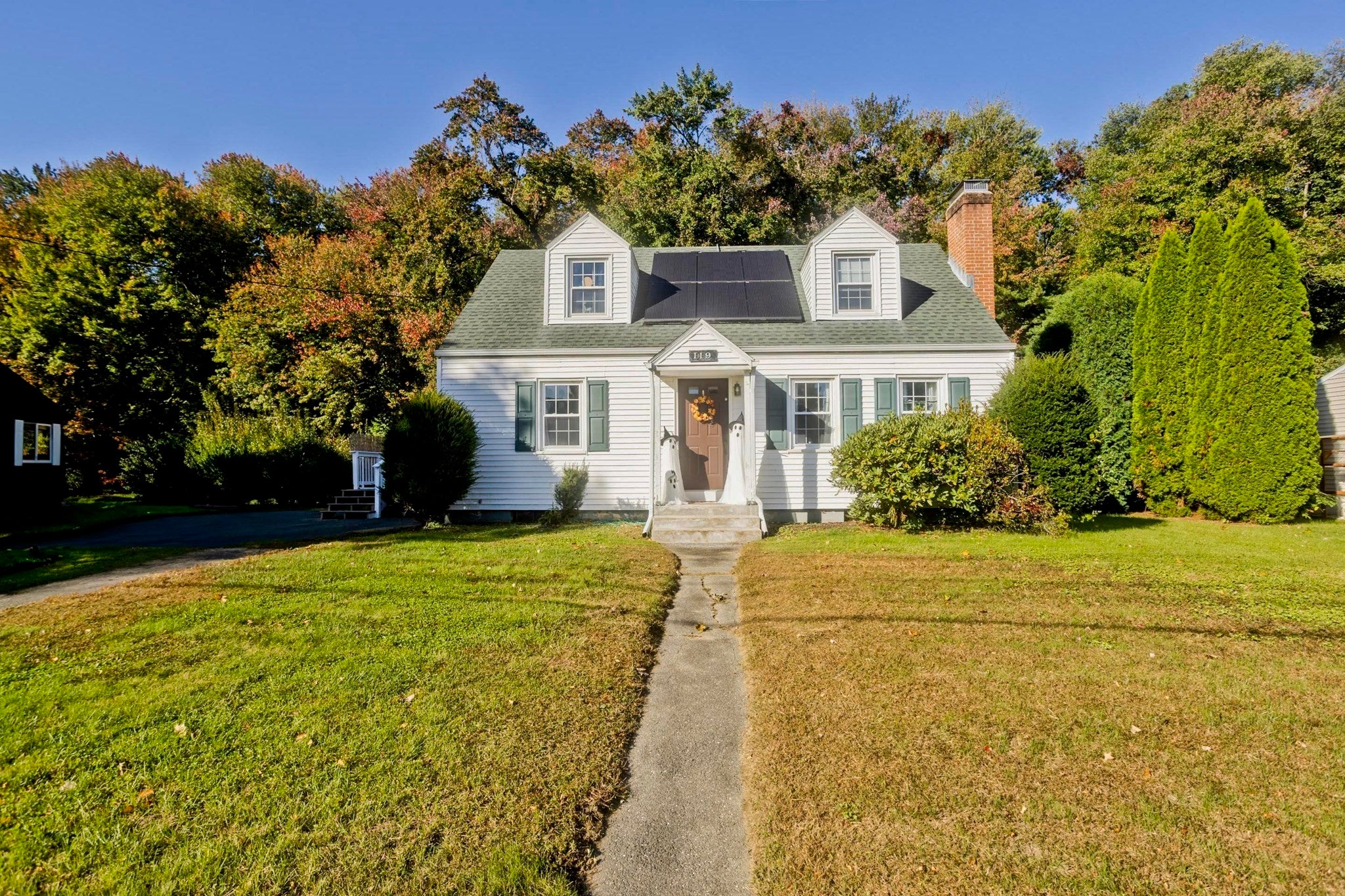 119 Florida Dr, Agawam, MA Photo #1