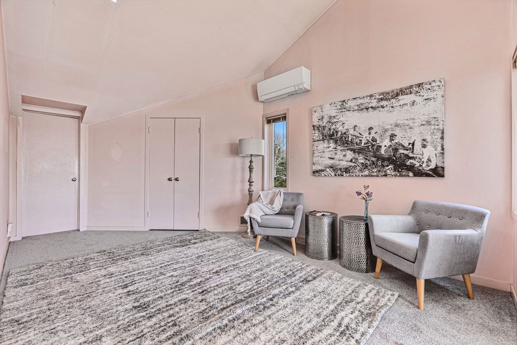 Falmouth, Massachusetts 02540, United States, 3 Bedrooms Bedrooms, ,3 BathroomsBathrooms,Residential,Active,97510