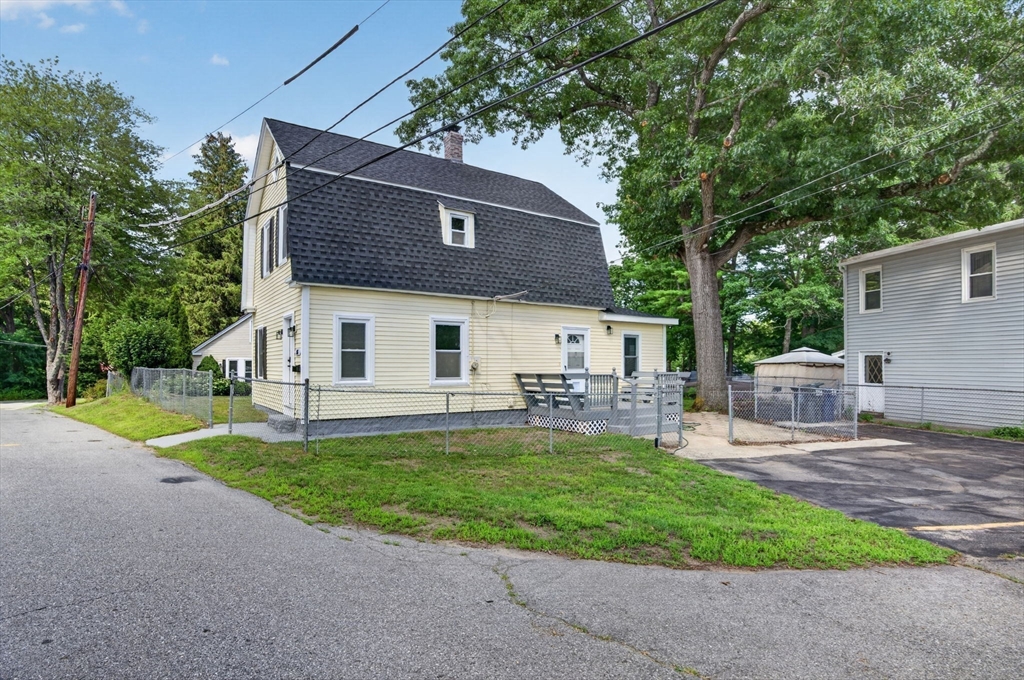55 Grant St