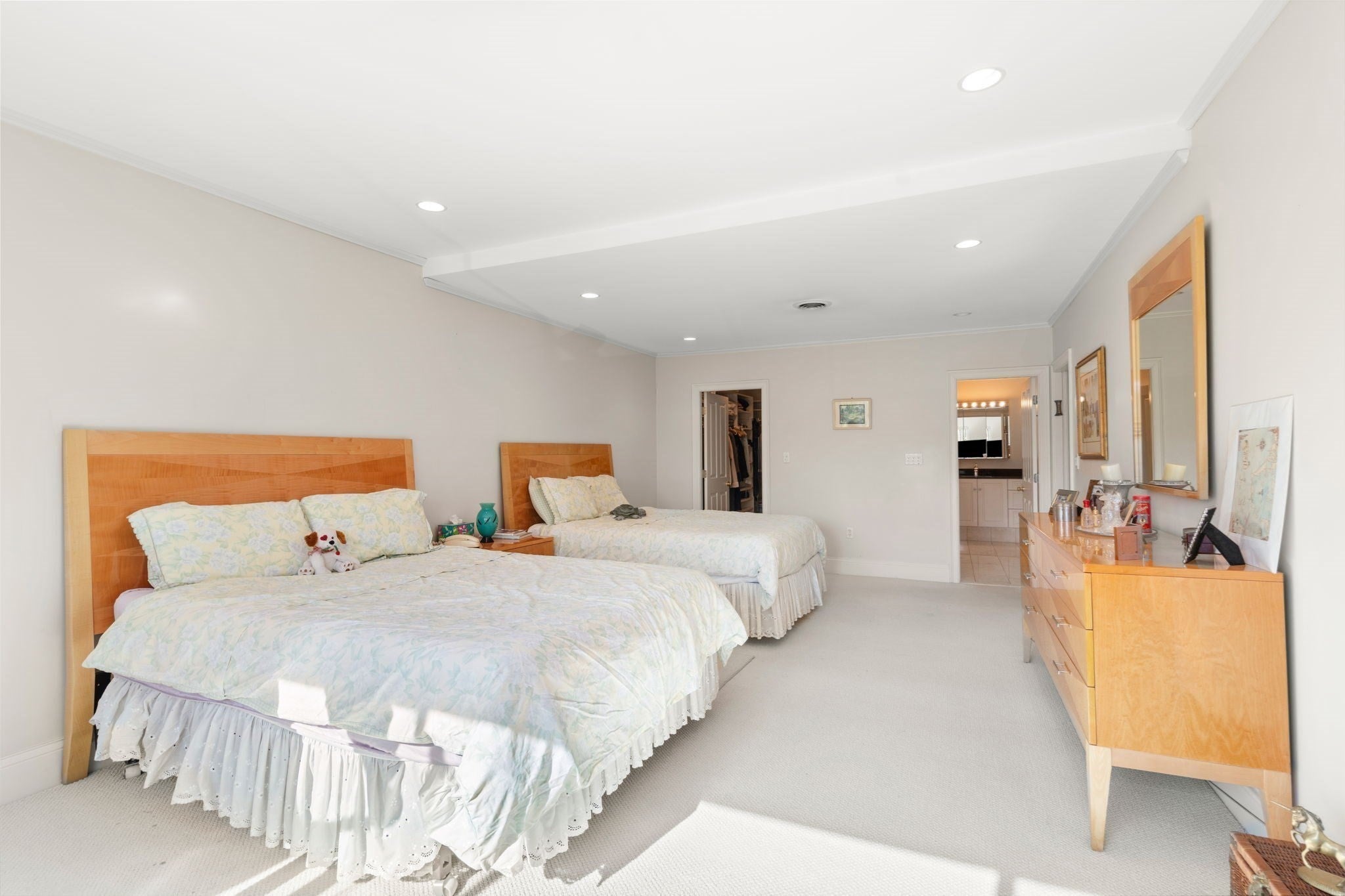 209 Commonwealth Ave #2A, Newton, MA Photo #17