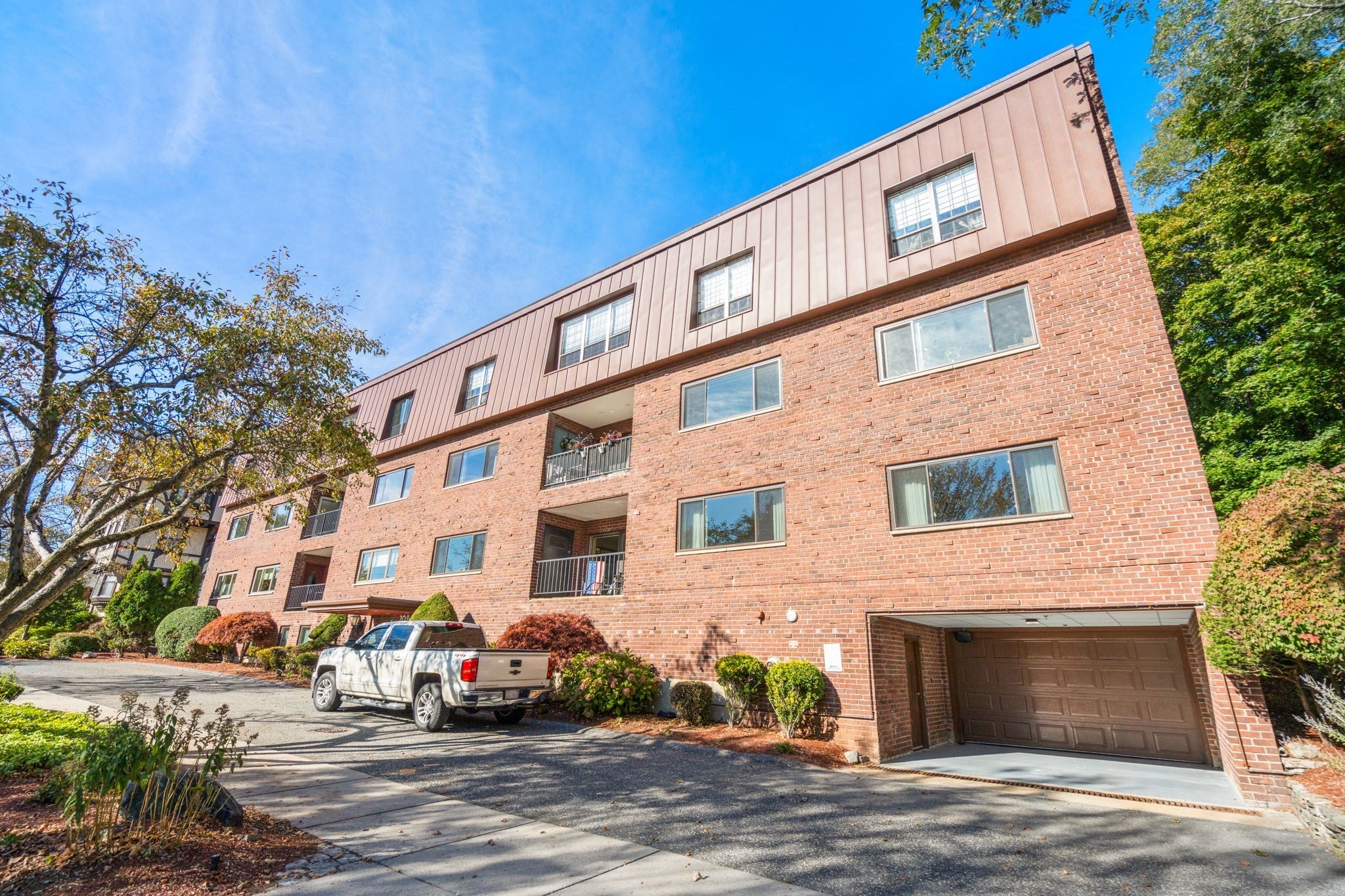 209 Commonwealth Ave #2A, Newton, MA Photo #27