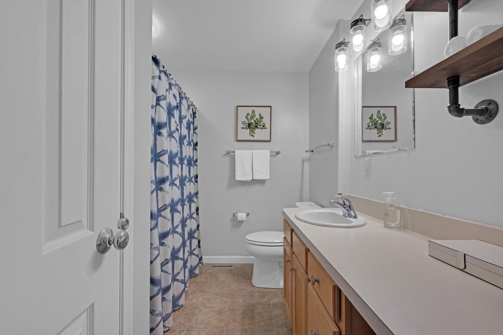 8 Crestview Dr #38, Spencer, MA, 8 Crestview Dr #38, Spencer, MA Photo #13