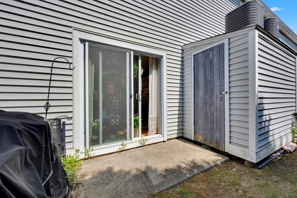 8 Crestview Dr #38, Spencer, MA, 8 Crestview Dr #38, Spencer, MA Photo #17