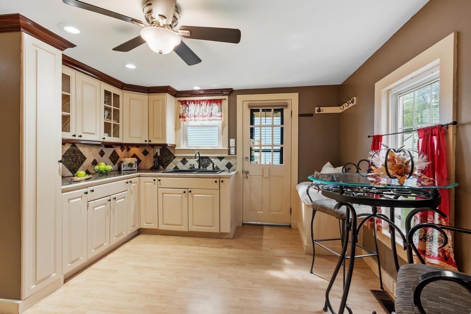282 Boutelle St, Fitchburg, MA, 282 Boutelle St, Fitchburg, MA Photo #7