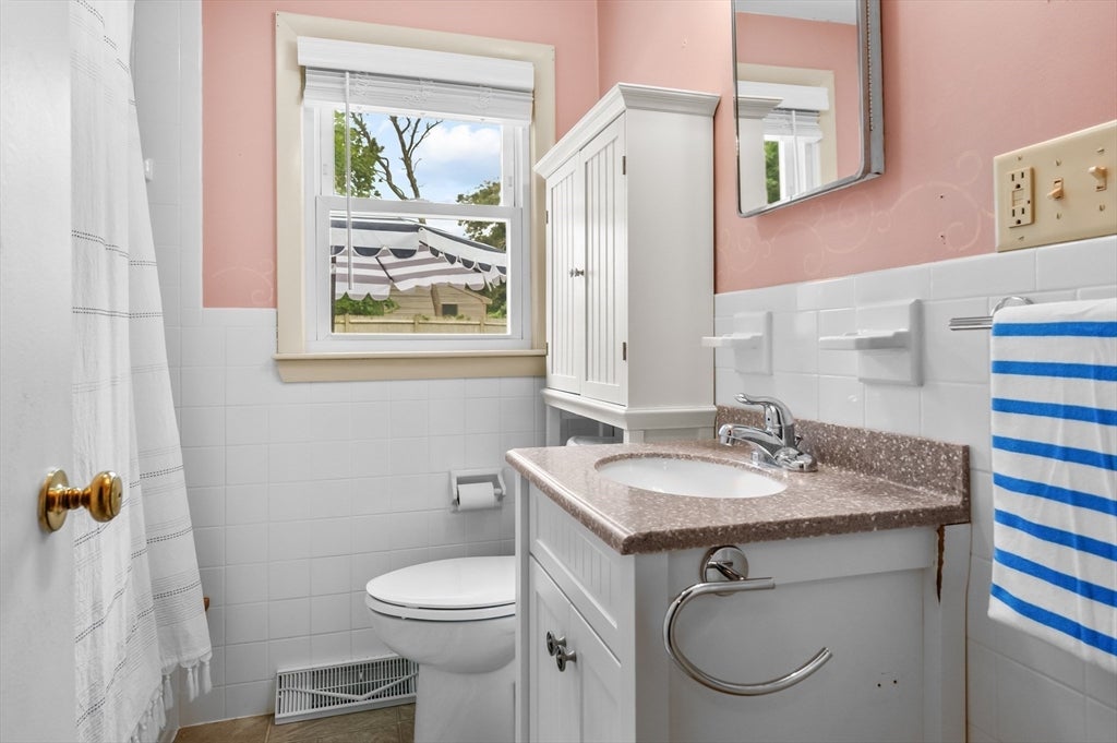 130 Cathedral Rd, Brewster, MA, 130 Cathedral Rd, Brewster, MA Photo #20
