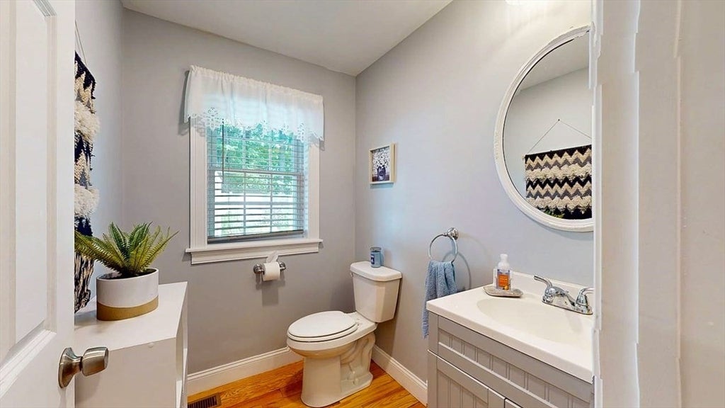 79 Avery Rd, Holden, MA, 79 Avery Rd, Holden, MA Photo #17