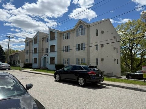 Photo of 7A Gibbs St #7, Worcester, MA 01607 (MLS # 73522898)