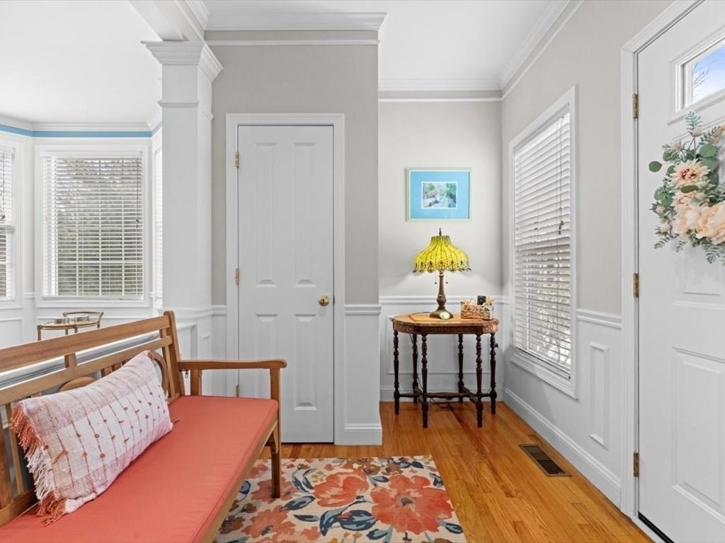 100 Buttercup Ln 100