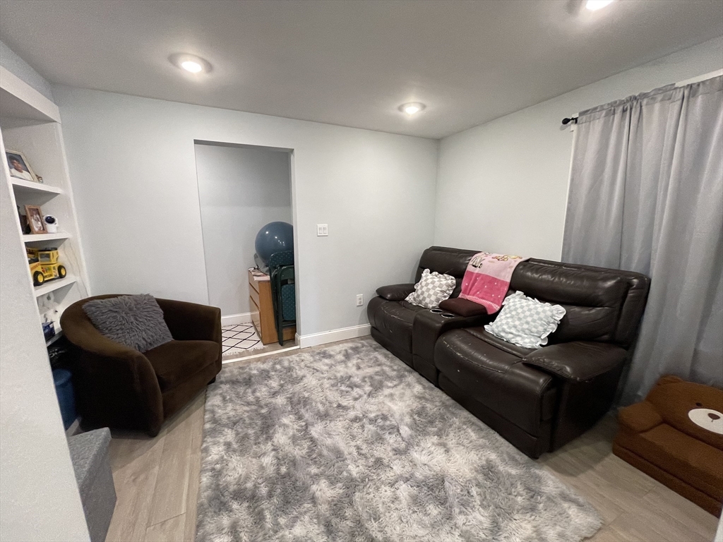 119 Maplewood Ave