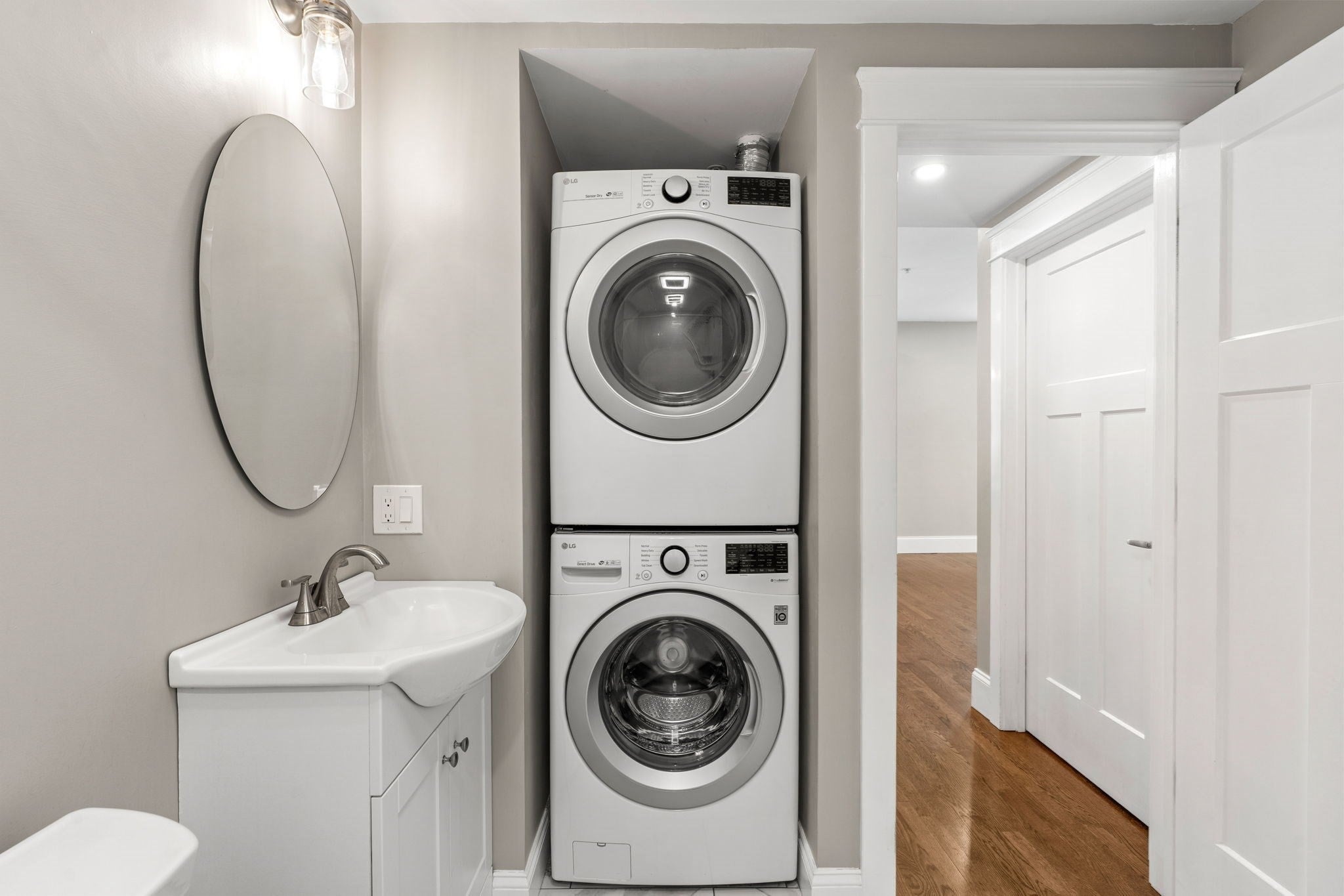 251 Rantoul St #1, Beverly, MA, 251 Rantoul St #1, Beverly, MA Photo #37