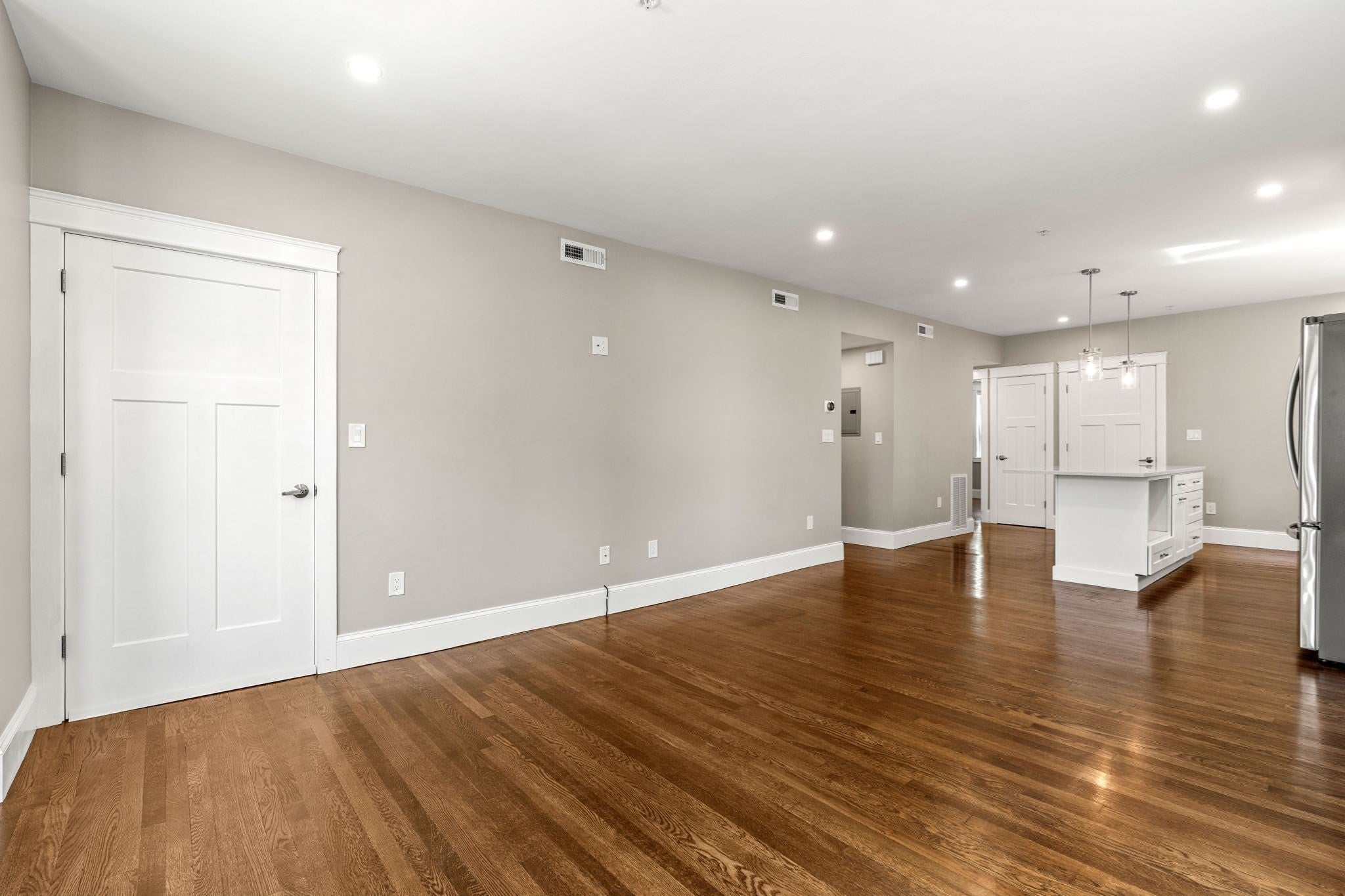 251 Rantoul St #1, Beverly, MA, 251 Rantoul St #1, Beverly, MA Photo #8