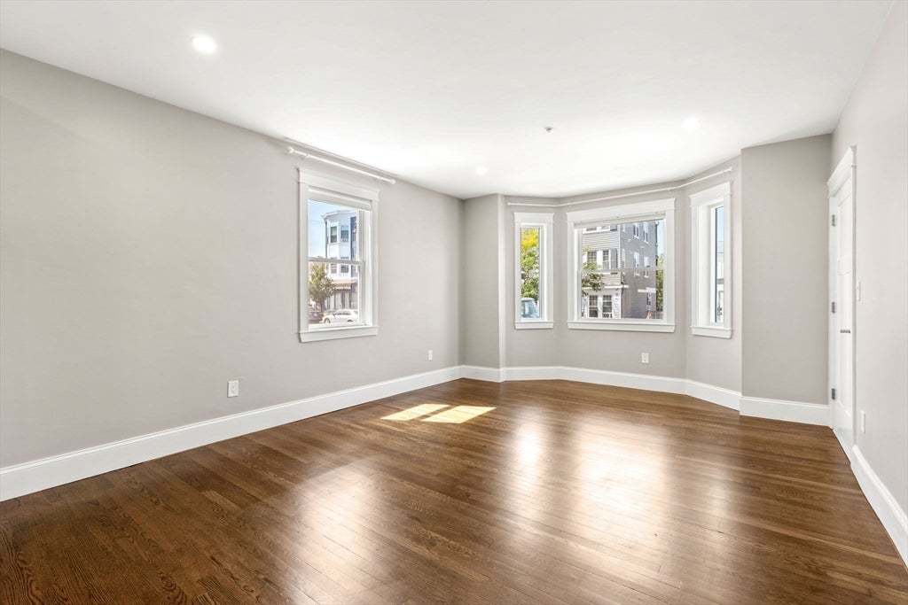 251 Rantoul St 1