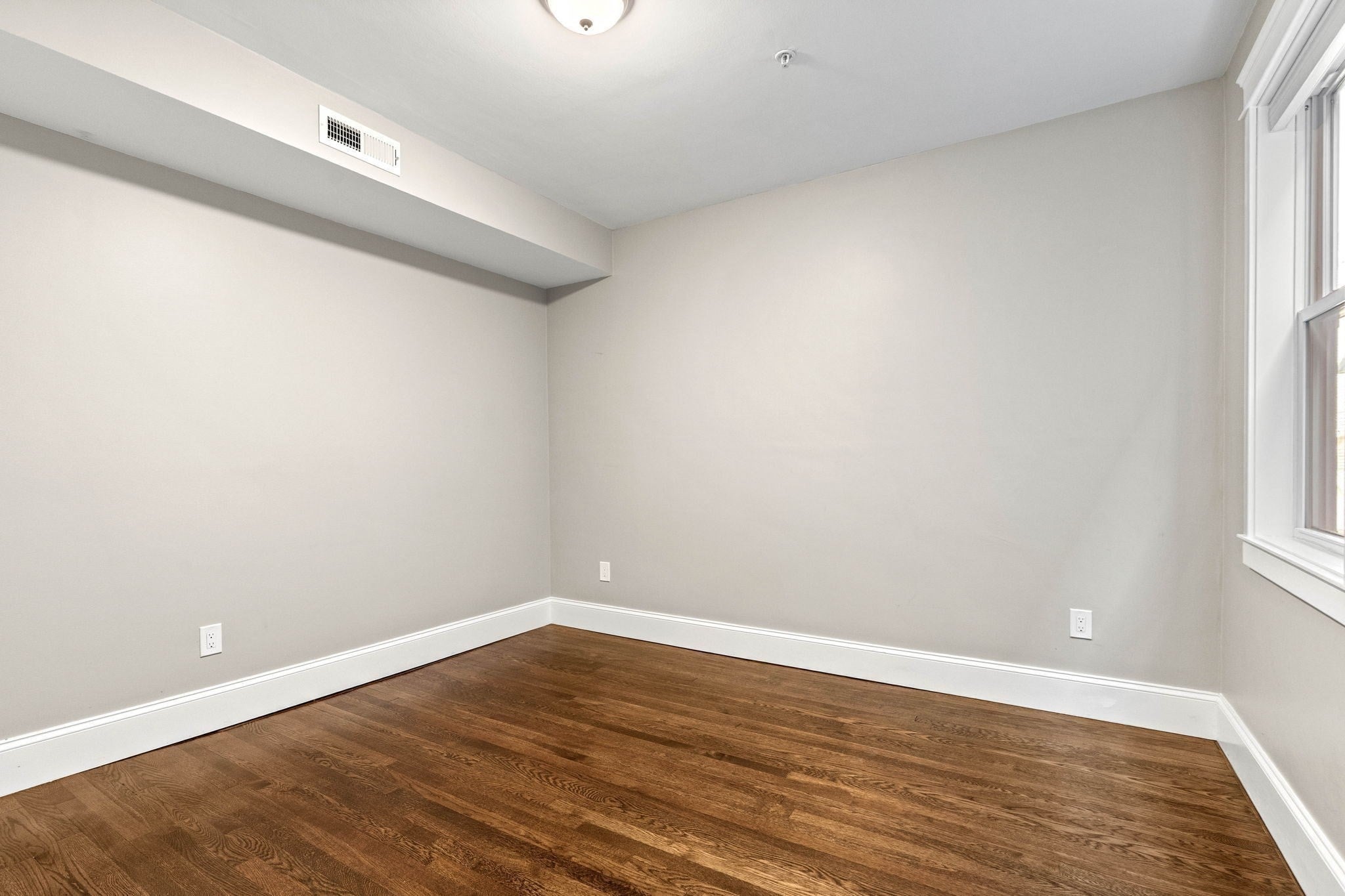 251 Rantoul St #1, Beverly, MA, 251 Rantoul St #1, Beverly, MA Photo #29