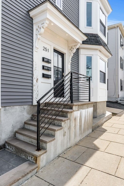251 Rantoul St 1