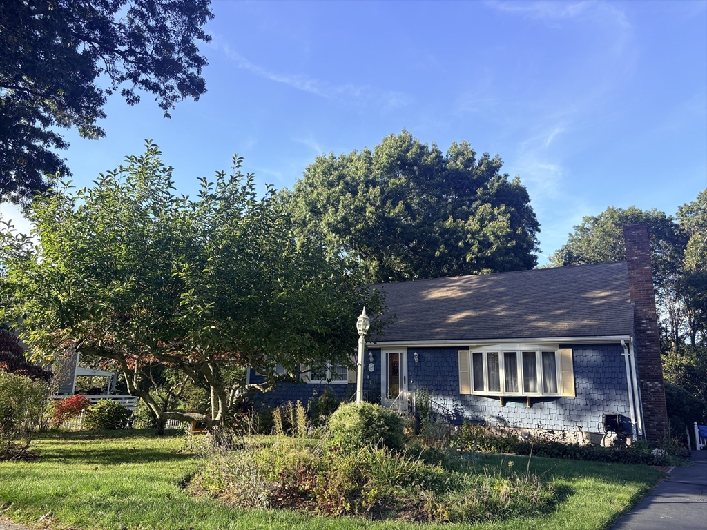 37 Simpson Ln