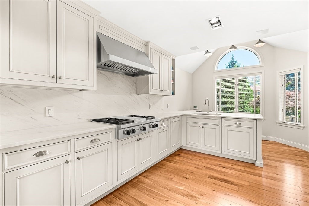 7 Wainwright Road #113, Winchester, MA, 7 Wainwright Road #113, Winchester, MA Photo #10