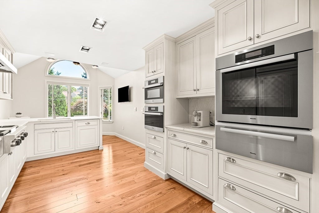 7 Wainwright Road #113, Winchester, MA, 7 Wainwright Road #113, Winchester, MA Photo #13