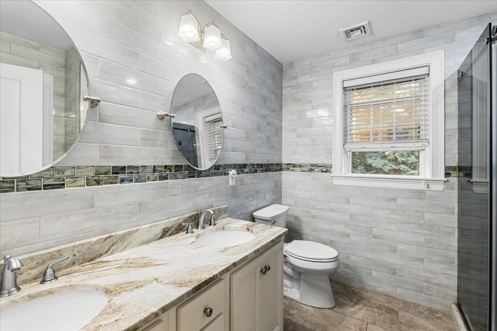 115 Cross St, Bridgewater, MA, 115 Cross St, Bridgewater, MA Photo #8
