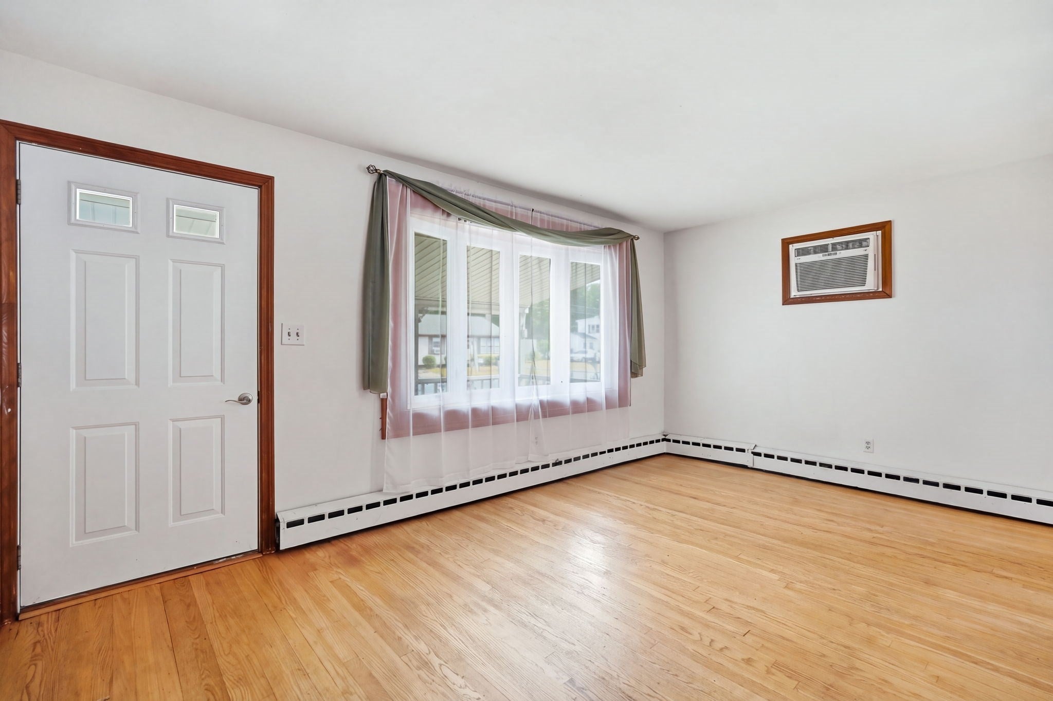 40 W Belmont St, Ludlow, MA, 40 W Belmont St, Ludlow, MA Photo #23