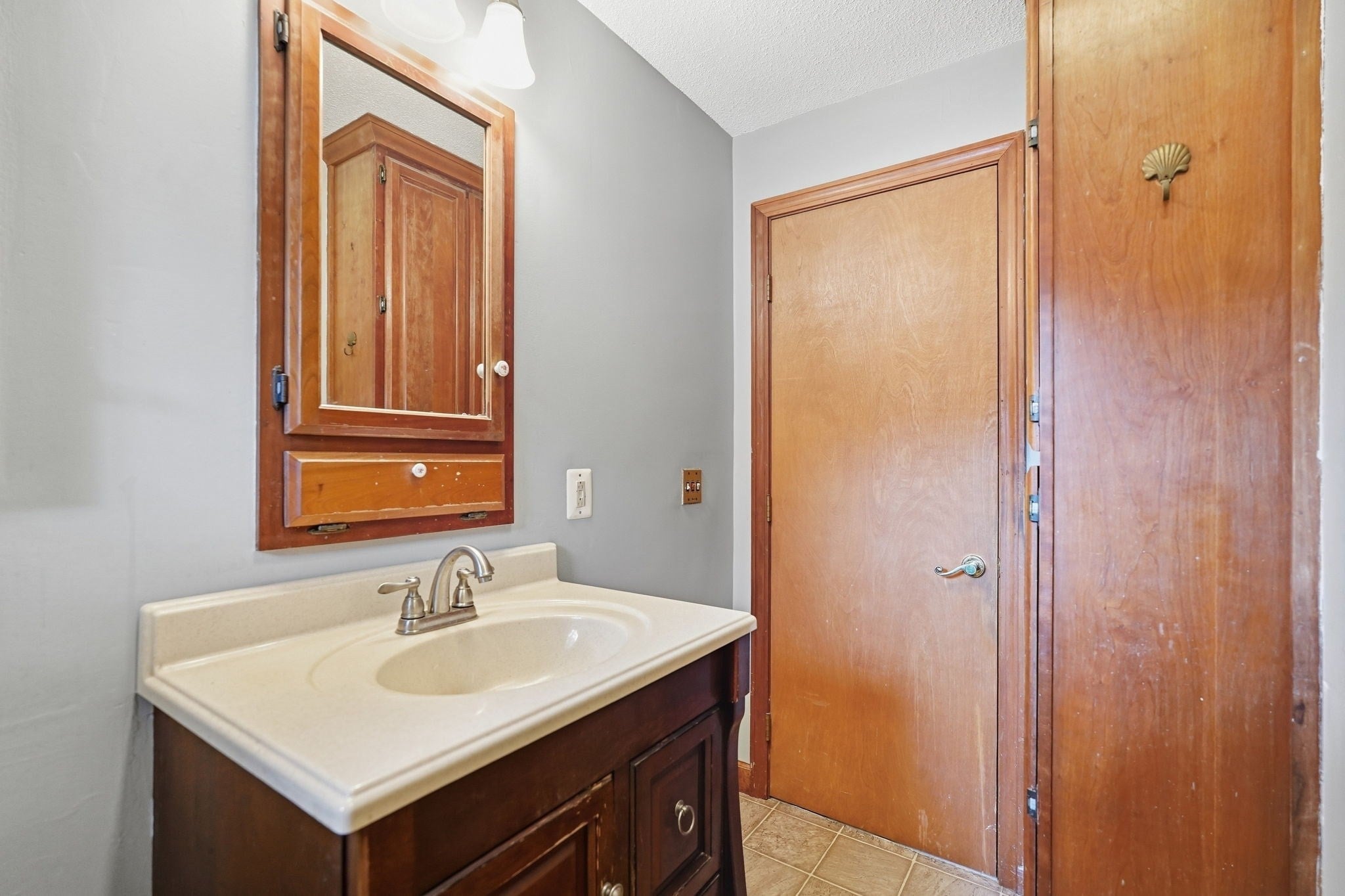 40 W Belmont St, Ludlow, MA, 40 W Belmont St, Ludlow, MA Photo #25