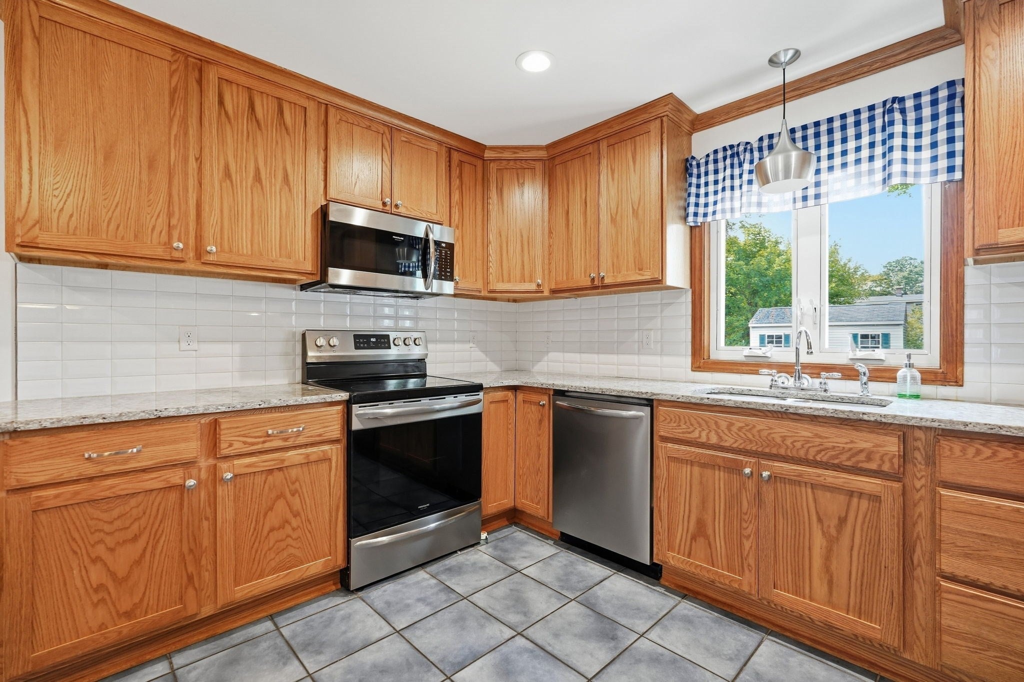 40 W Belmont St, Ludlow, MA, 40 W Belmont St, Ludlow, MA Photo #16