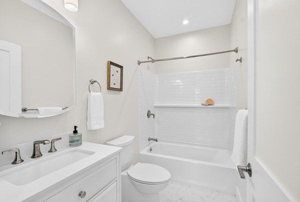 1246 Broadway #3, Somerville, MA Photo #15