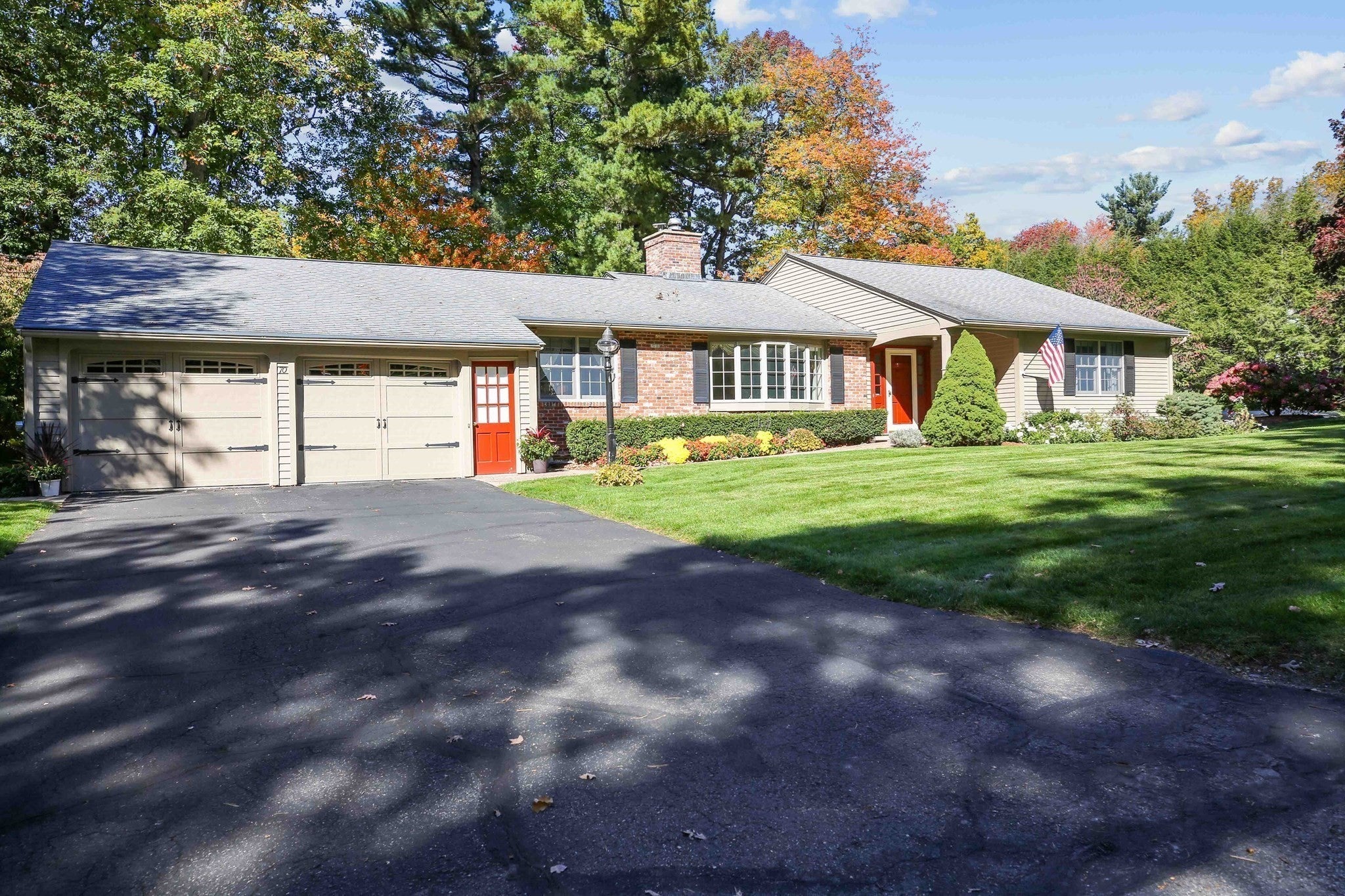 70 Birchwood Dr