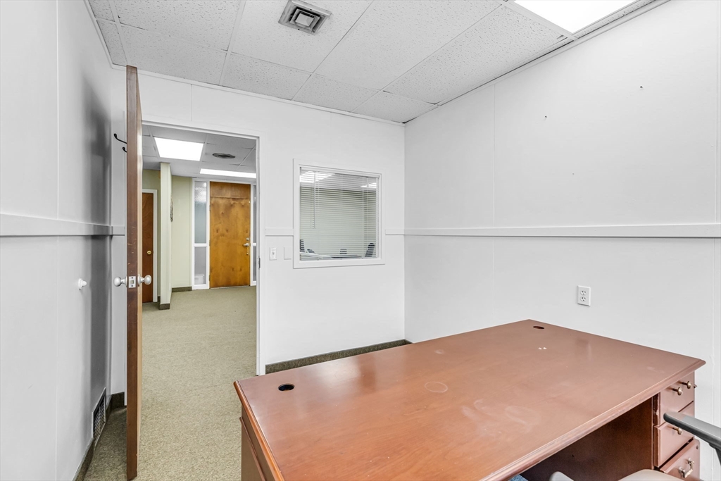 East Longmeadow, Massachusetts 01028, United States, ,4 BathroomsBathrooms,Commercial,Active,52911