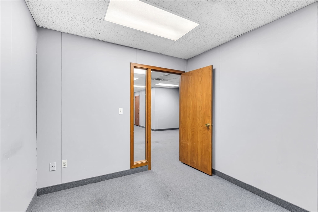 East Longmeadow, Massachusetts 01028, United States, ,4 BathroomsBathrooms,Commercial,Active,52911
