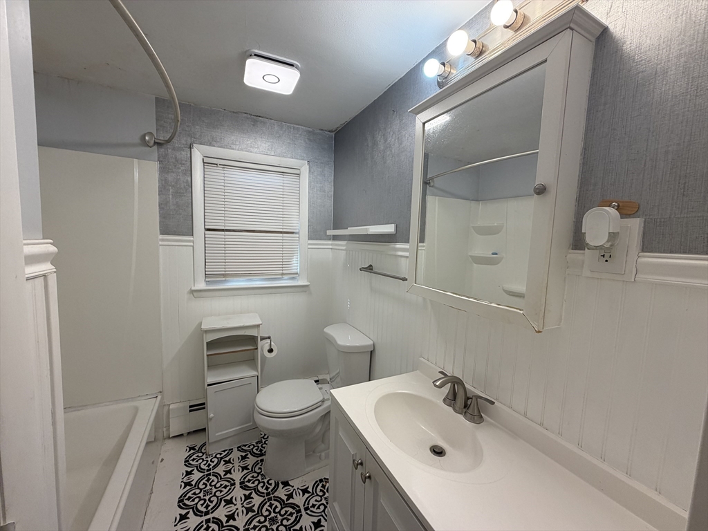 89 Bunker Hill Ave #1, Lowell, MA Photo #7